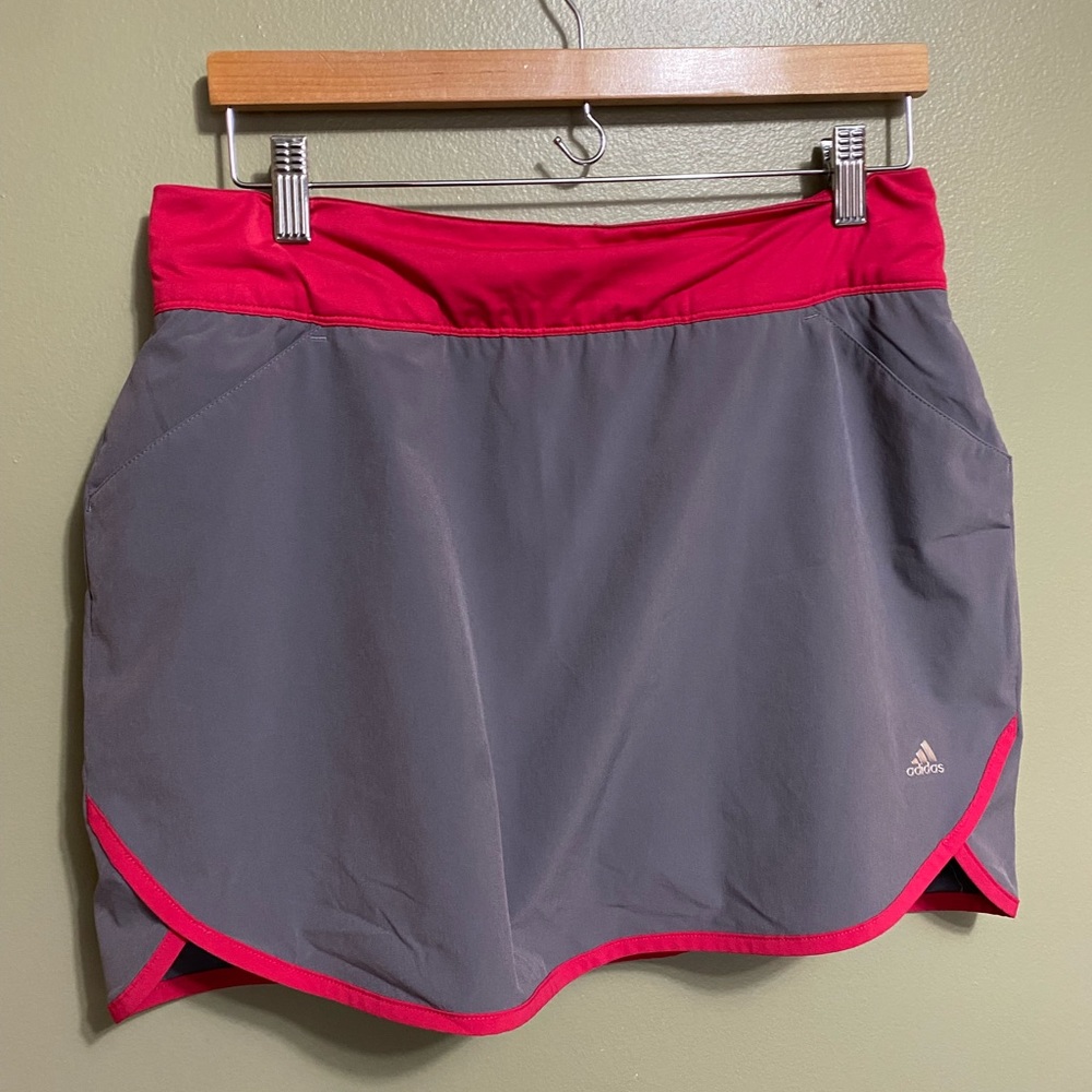 Adidas‎ Grey and Pink Skort, Size M